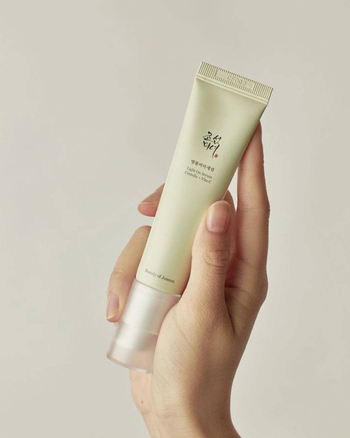 Light On Serum: Centella + Vita C 30ml, product view 3