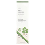 Mugwort Calming Cleanser 150ml — product view 2