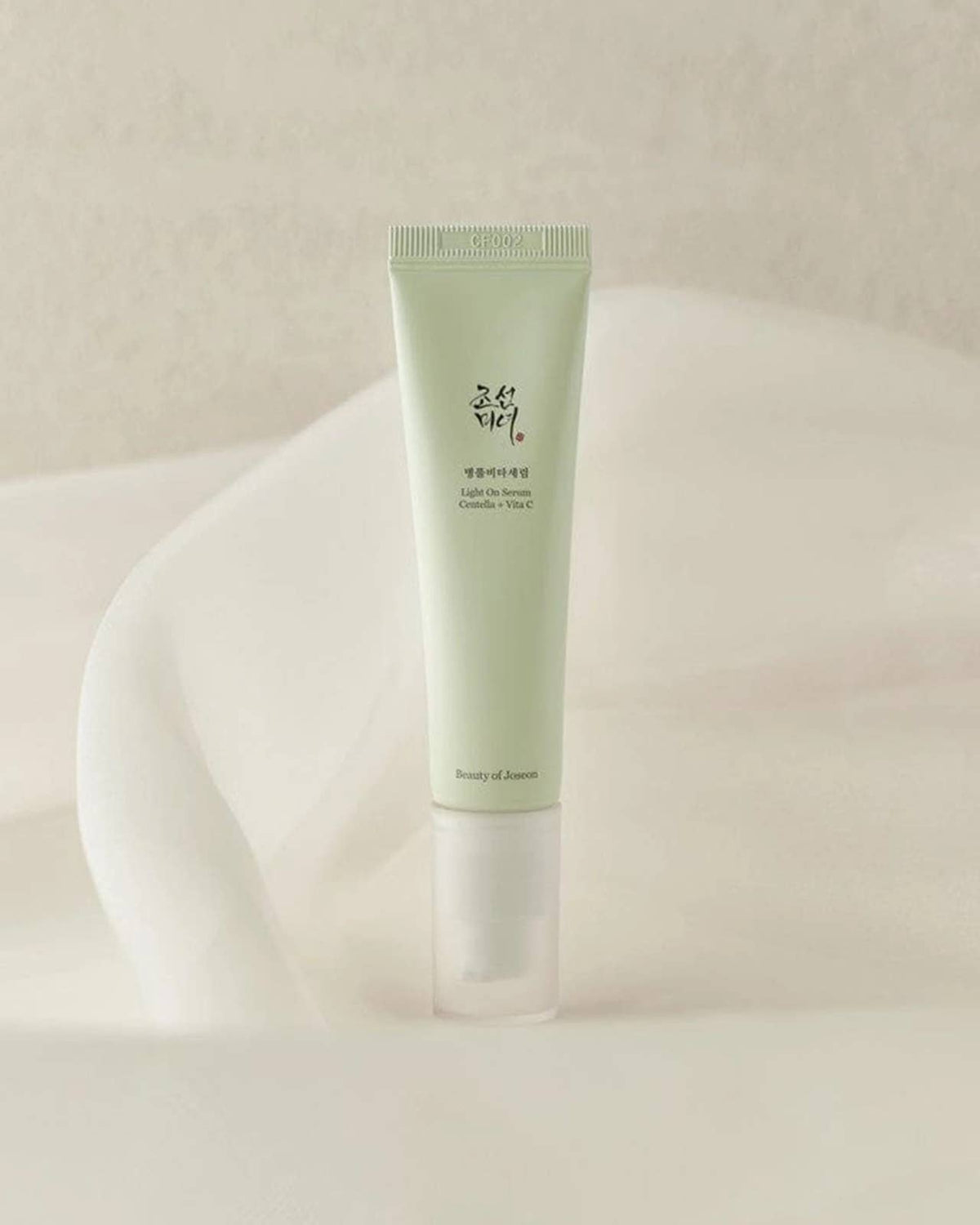 Light On Serum: Centella + Vita C 30ml, product view 2