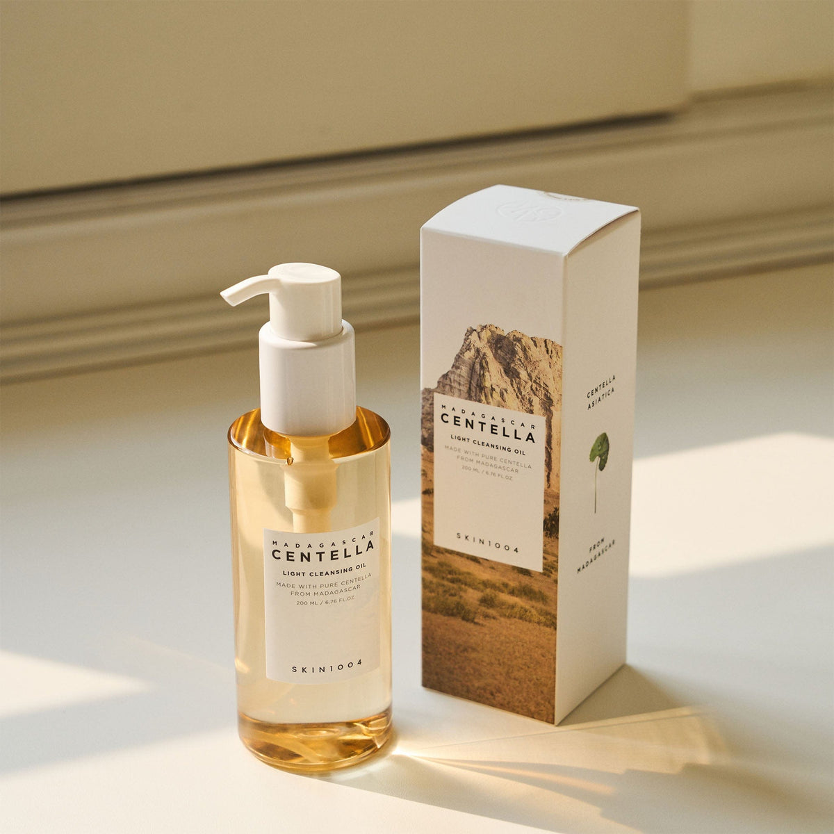 Madagascar Centella Light Cleansing Oil 200ml — product view 8
